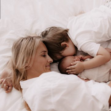 Ein Käsebrot im Wochenbett